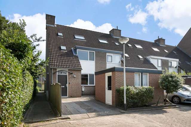 Eengezinswoning Te Koop in Barendrecht, Zuid-Holland