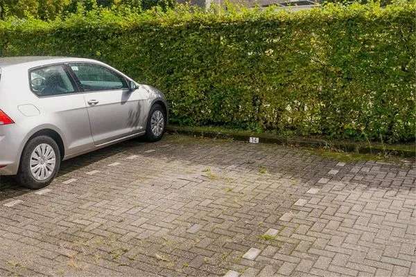 Licht 3-kamer appartement met balkon en uitzicht op water in Zwolle