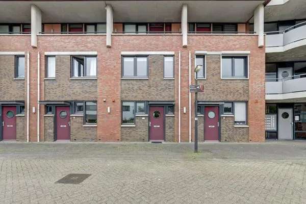 Appartement Te Koop in Vlijmen, Noord-Brabant