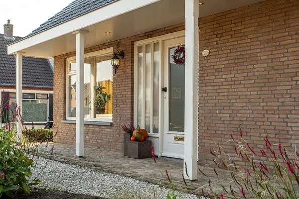 Luxe Vrijstaande woning in Groesbeek met zonnige tuin en 3 slaapkamers