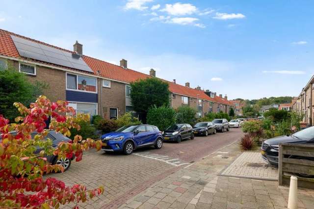 Gezellig huis met diepe tuin in de Oranjewijk Monnickendam