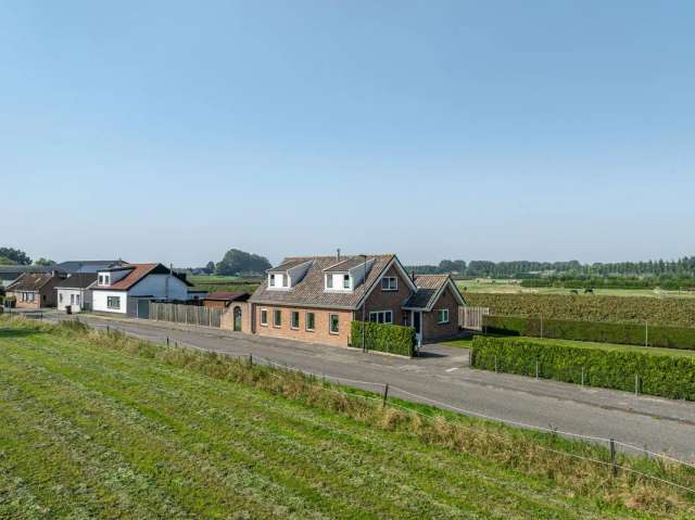 Eengezinswoning Te Koop in Heinkenszand, Zeeland