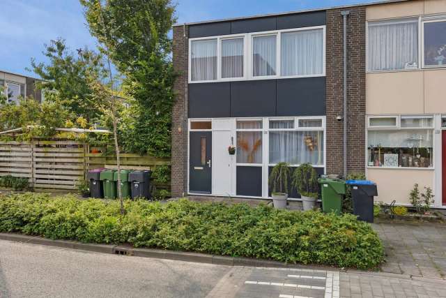 Eengezinswoning Te Koop in Leeuwarden, Fryslân