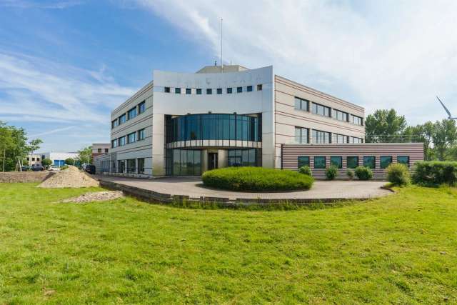 Bedrijfshal Mijdrecht | Zoek bedrijfshallen te huur: Communicatieweg 1 3641 SG Mijdrecht [funda in business]