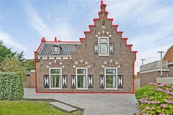 Moderne halfvrijstaande woning met ruime tuin in Monnickendam