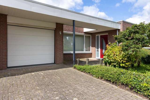 Bungalow Te Koop in Munstergeleen, Limburg