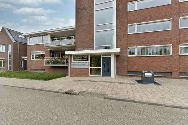 Ruim appartement in Houten met uitzicht op Park Schoneveld en nabij alle voorzieningen