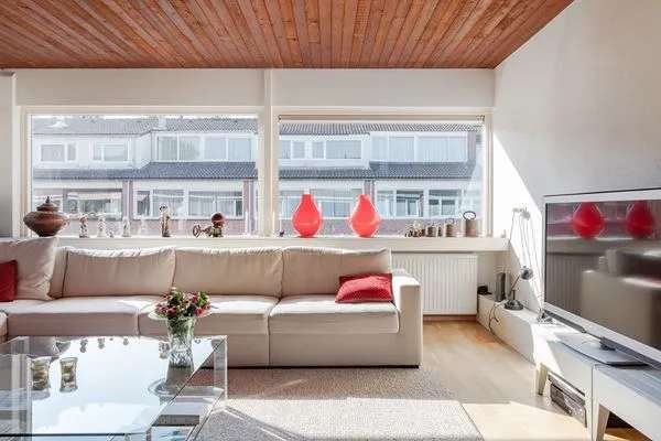 Tussenwoning Te Koop in Hoorn, Noord-Holland