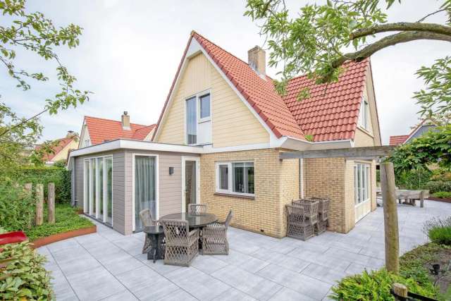 Villa Te Koop in De Koog, Noord-Holland