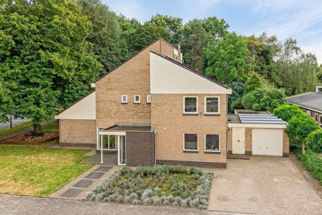 Woning Te Koop in Veenendaal, Utrecht