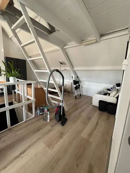 Appartement Te Huur in Hilversum, Noord-Holland