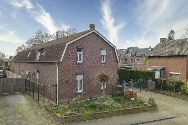 Voormalige boerderij Linne: renovatieproject met veel potentie