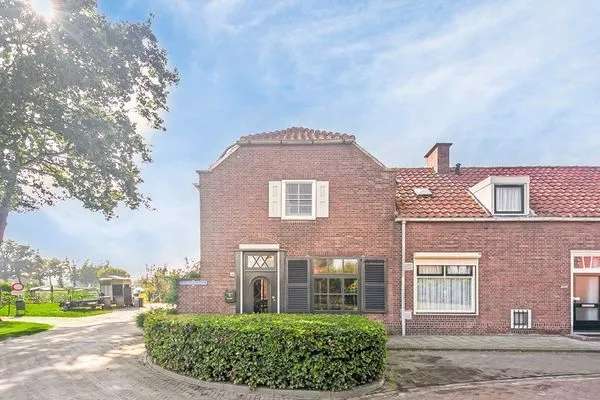 Prachtig familiehuis met veel ruimte en privacy in IJzendijke