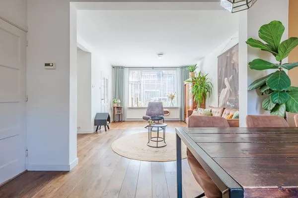 Charmante Eindwoning Te Koop in Oud-Beijerland - Prins Bernhardstraat 86