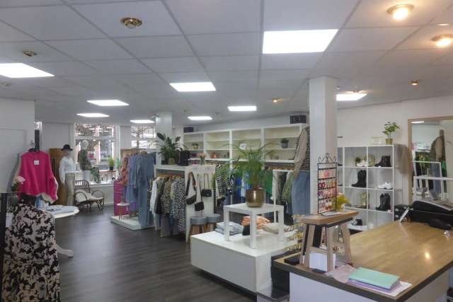 Winkel Elburg | Zoek winkels te huur: Beekstraat 23 8081 EA Elburg [funda in business]