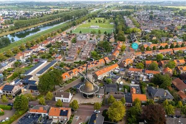 Eindwoning met garage en zonnige tuin in Oost Souburg