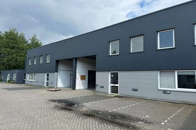 Bedrijfshal Zoetermeer | Zoek bedrijfshallen te huur: Loodstraat 6 2718 RW Zoetermeer [funda in business]