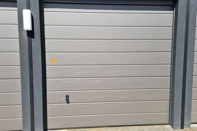 Garagebox Lelystad | Zoek garageboxen te koop: Schutweg 21-47 8243 PC Lelystad [funda in business]