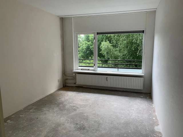 Ruim 3 Kamer Appartement in Amstelveen Nabij Winkelcentrum Groenhof en Amsterdamse Bos