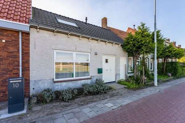 Tussenwoning Te Koop in Cadzand, Zeeland