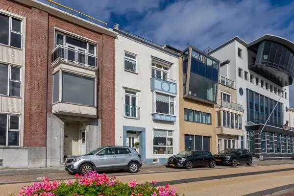 Luxe Woning met Twee Huisnummers en Zeer Uitzicht in Vlissingen