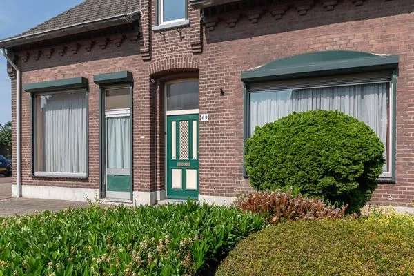 Grote vrijstaande woning in Swalmen met tal van mogelijkheden