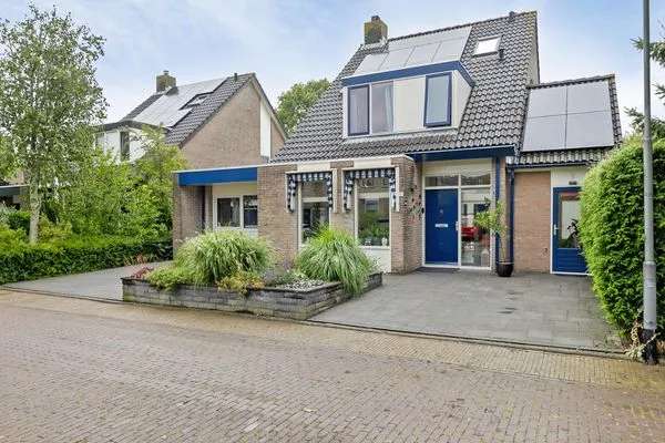 Vrijstaande woning met 5 slaapkamers in Middelburg