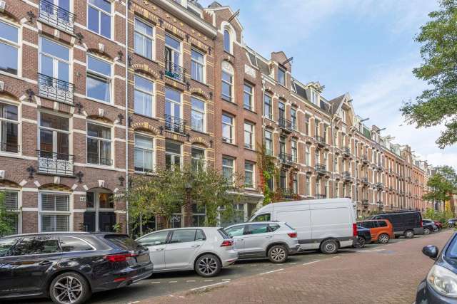 Belegging Amsterdam | Zoek beleggingen te koop: Brederodestraat 62 1 1054 MX Amsterdam [funda in business]