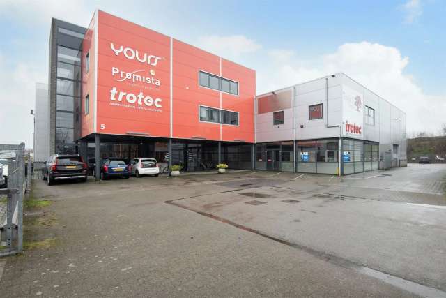 Bedrijfshal Barneveld | Zoek bedrijfshallen te huur: Anthonie Fokkerstraat 5 3772 MP Barneveld [funda in business]