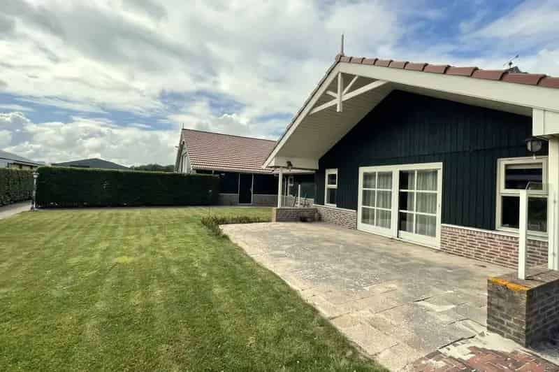 Bedrijfshal Ferwert | Zoek bedrijfshallen te huur: De Wjuk 9 9172 GT Ferwert