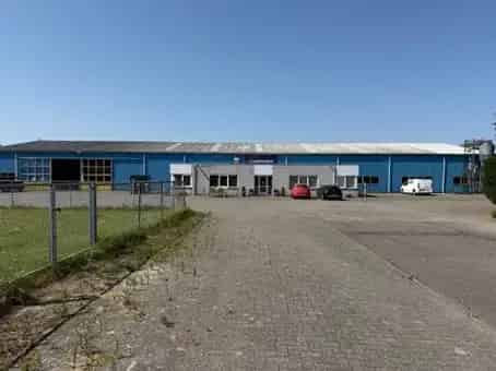 Bedrijfshal Voorhout | Zoek bedrijfshallen te koop en te huur: Berg en Daal 13 2215 TK Voorhout