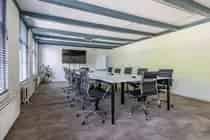 422 m2 kantoorruimte te huur in Loenen